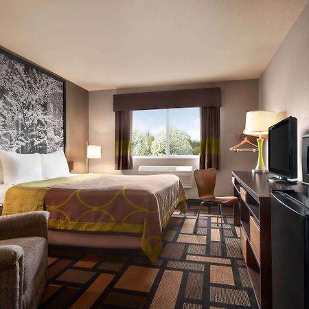 Super 8 By Wyndham Akron S/Green/Uniontown Oh Bagian luar foto